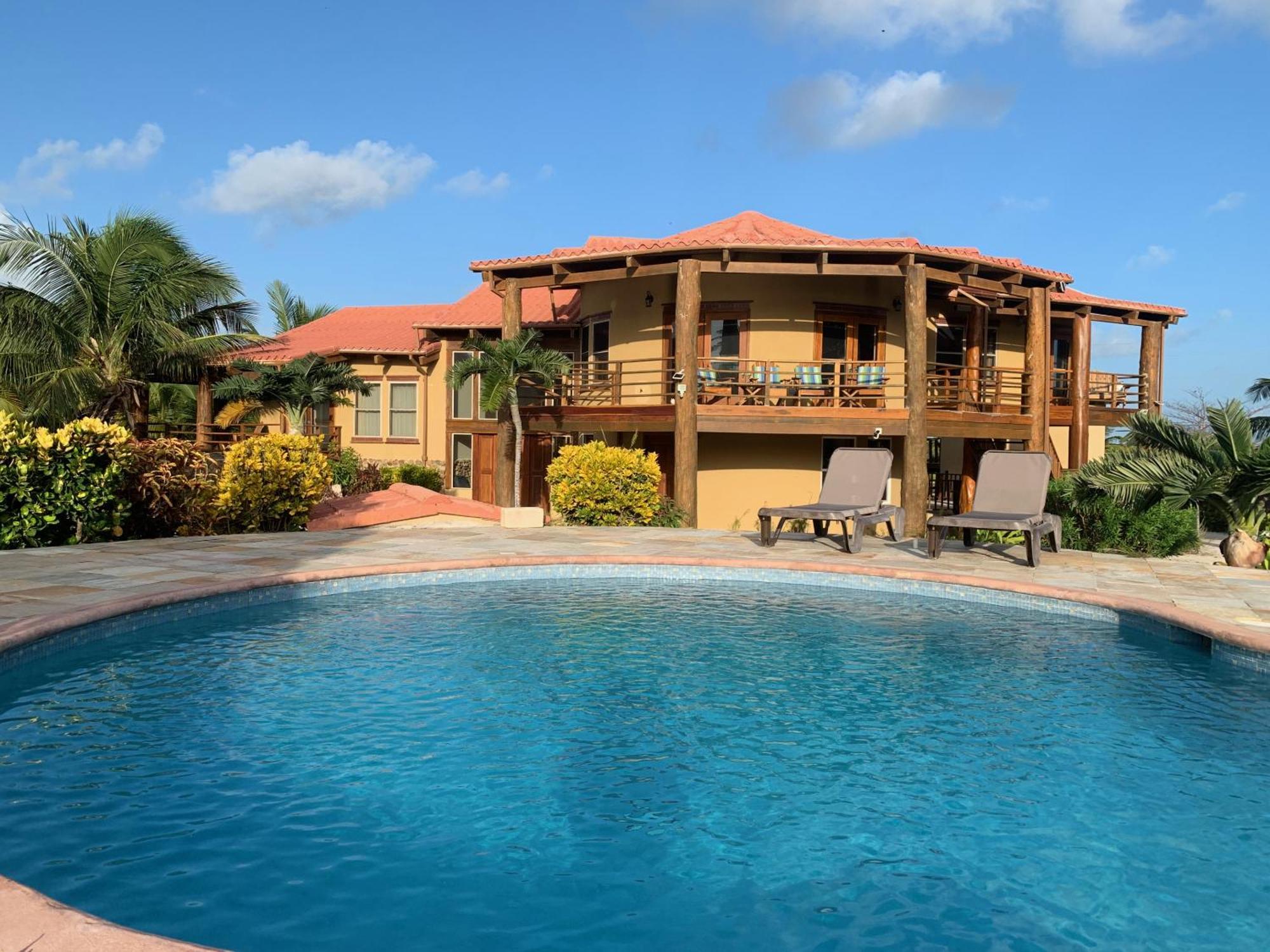 Villa Serenity San Pedro  Szoba fotó